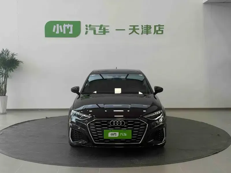 Audi A3 2022 Sportback 35 TFSI Progressive Sport — миниатюра 2