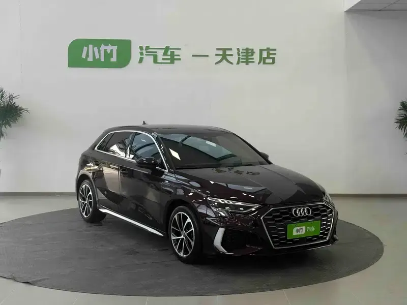 Audi A3 2022 Sportback 35 TFSI Progressive Sport — миниатюра 3