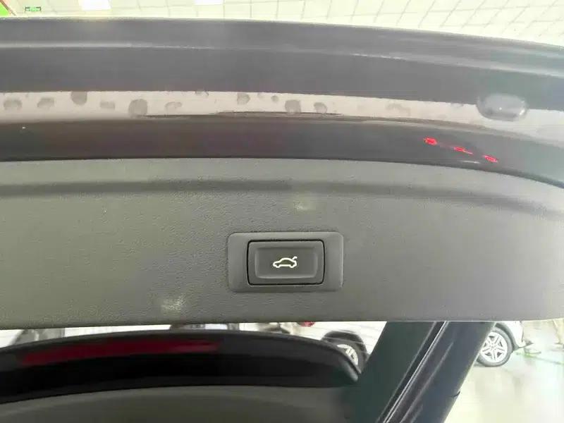 Audi A3 2022 Sportback 35 TFSI Progressive Sport — миниатюра 10