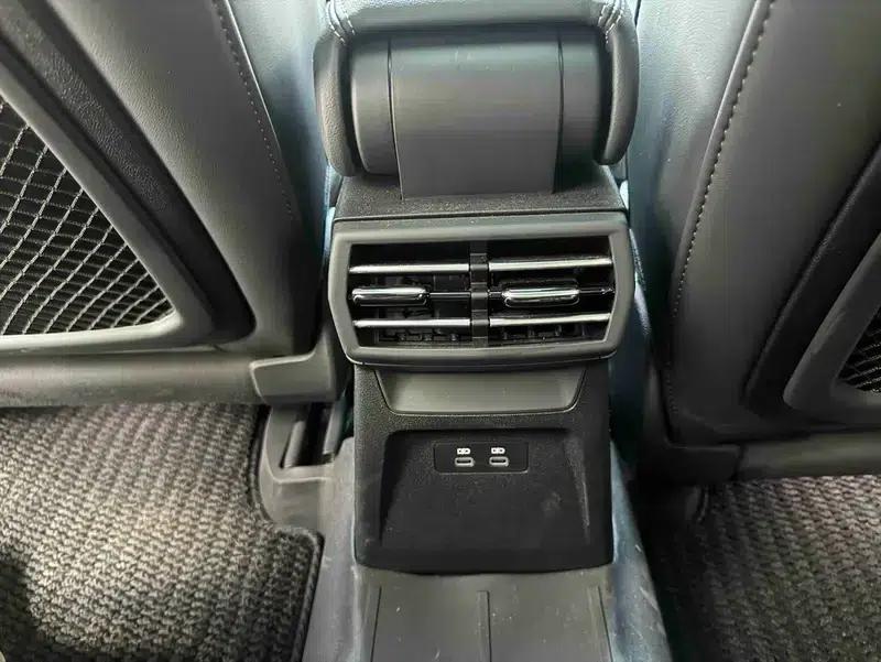 Audi A3 2026 Sportback 35 TFSI Flying Spur Luxury Edition — миниатюра 11
