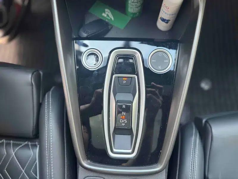 Audi A3 2026 Sportback 35 TFSI Flying Spur Luxury Edition — миниатюра 16