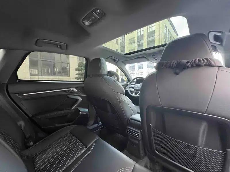 Audi A3 2026 Sportback 35 TFSI Flying Spur Luxury Edition — миниатюра 19