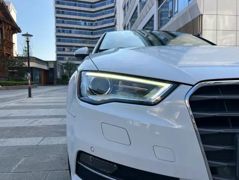 Audi A3 2014 Sportback 35 TFSI Automatic Comfort — миниатюра 12