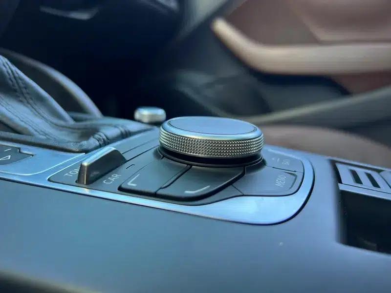 Audi A3 2014 Sportback 35 TFSI Automatic Comfort — миниатюра 15