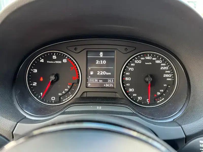 Audi A3 2014 Sportback 35 TFSI Automatic Comfort — миниатюра 23