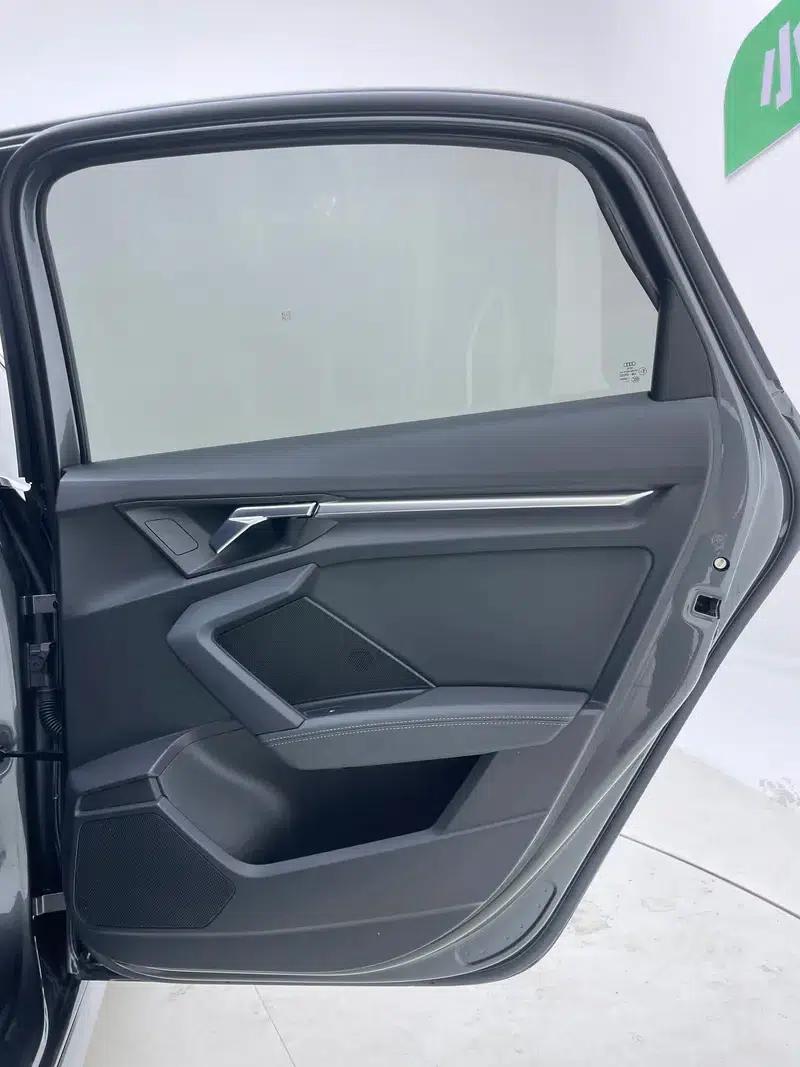 Audi A3 2023 Facelift A3L Limousine 35 TFSI Sporty Edition — миниатюра 18