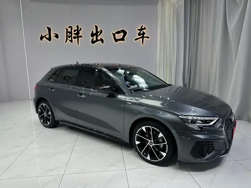 Audi A3 2023 Sportback 35 TFSI Fashion Sport — миниатюра 3