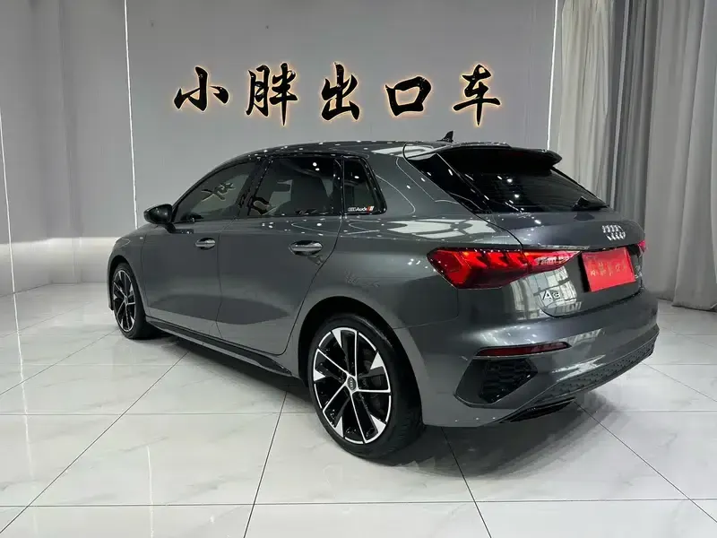 Audi A3 2023 Sportback 35 TFSI Fashion Sport — миниатюра 4