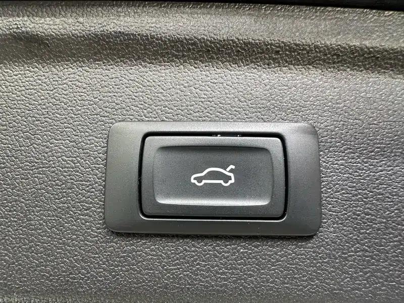 Audi A3 2023 Sportback 35 TFSI Fashion Sport — миниатюра 9