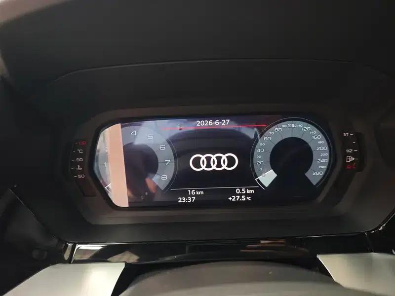 2026 Audi A3 A3L Limousine 35 TFSI Flying Spur Luxury Edition — миниатюра 18