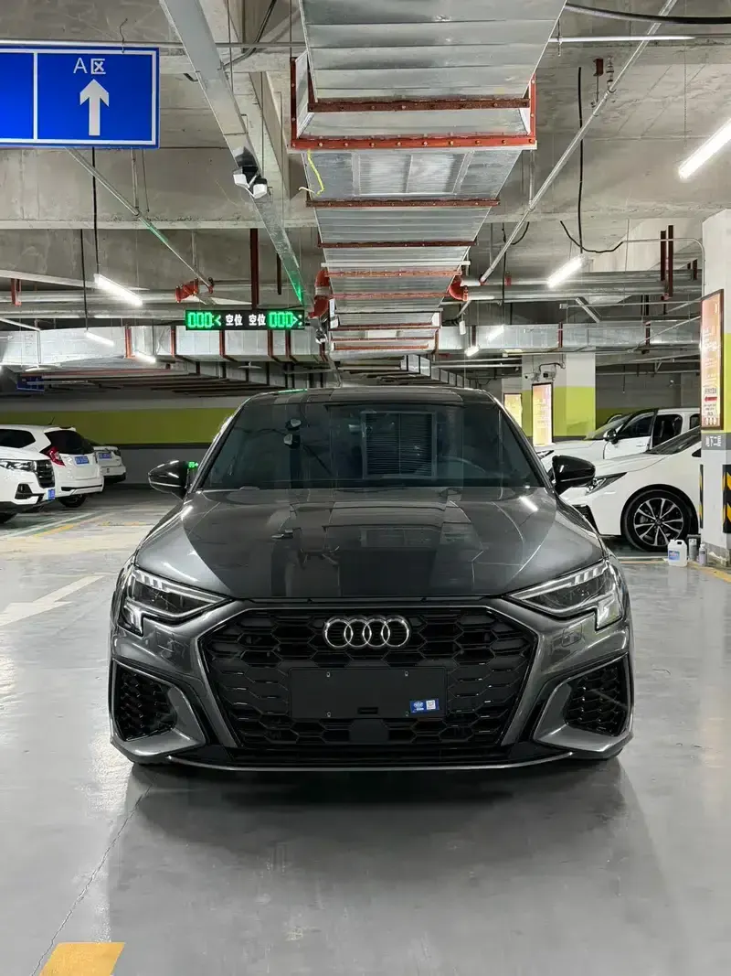 Audi A3 2023 Facelift A3L Limousine 35 TFSI Sporty Edition — миниатюра 2