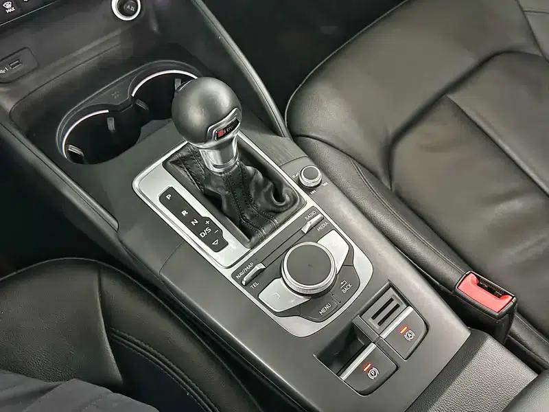 Audi A3 2018 30th Anniversary Edition Sportback 35 TFSI Fashion Edition — миниатюра 11