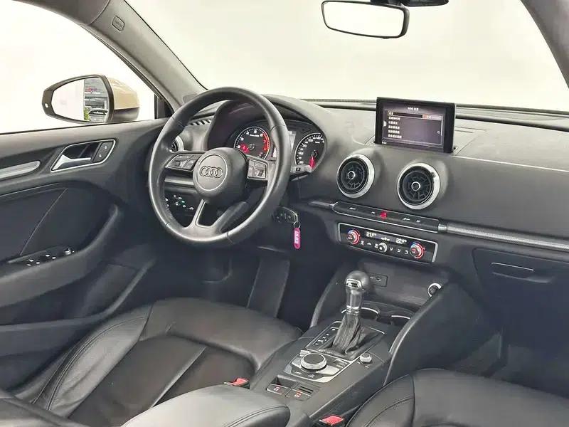 Audi A3 2018 30th Anniversary Edition Sportback 35 TFSI Fashion Edition — миниатюра 12