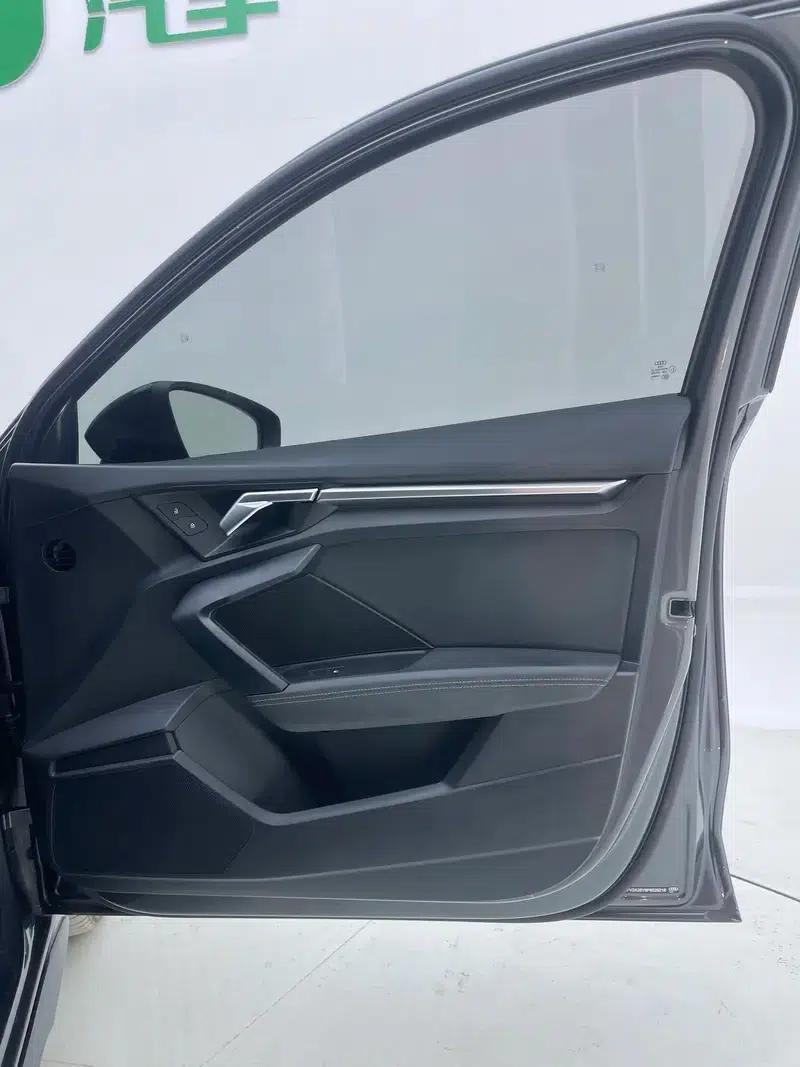 Audi A3 2023 Facelift A3L Limousine 35 TFSI Sporty Edition — миниатюра 17