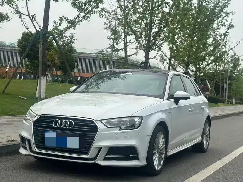 Audi A3 2017 Sportback 35 TFSI Fashion Edition — миниатюра 1