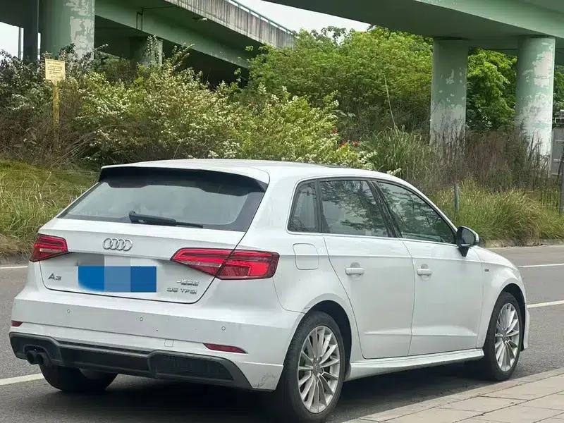 Audi A3 2017 Sportback 35 TFSI Fashion Edition — миниатюра 6