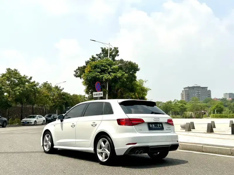 Audi A3 2020 Sportback 35 TFSI Fashion Edition (National V Emission Standard) — миниатюра 5