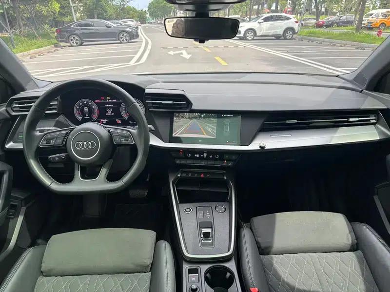 Audi A3 2023 Sportback 35 TFSI Luxury Sport — миниатюра 12