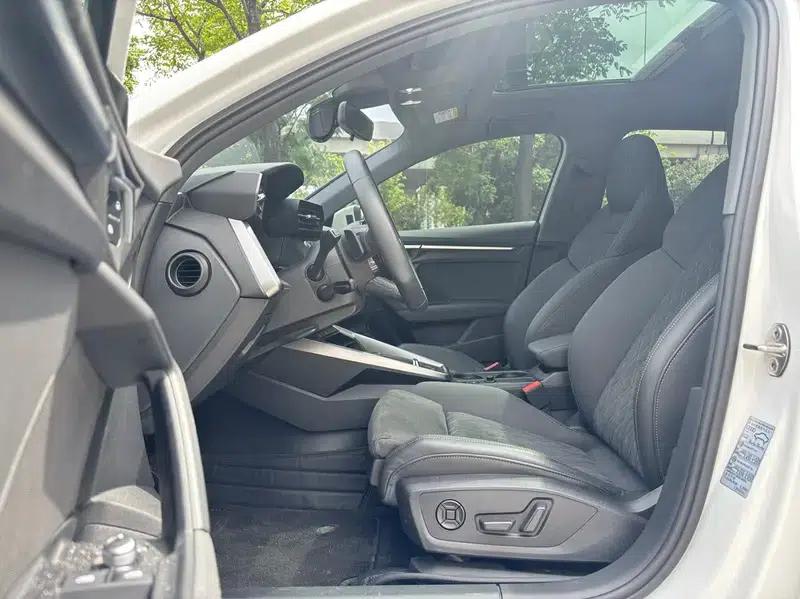 Audi A3 2023 Sportback 35 TFSI Luxury Sport — миниатюра 15