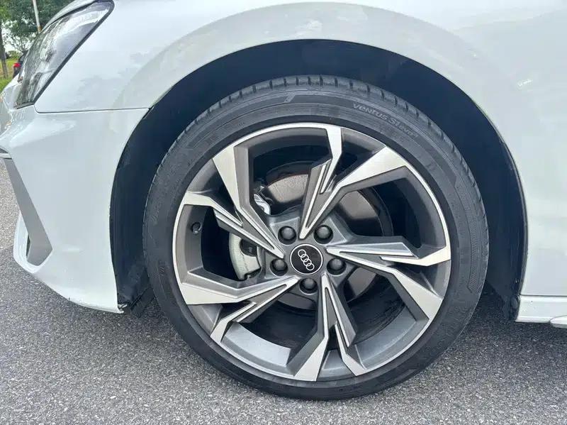 Audi A3 2023 Sportback 35 TFSI Luxury Sport — миниатюра 10