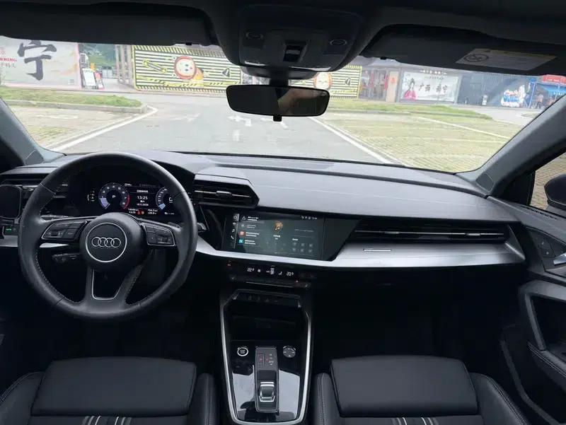 Audi A3 2022 Sportback 35 TFSI Fashion Sport — миниатюра 17