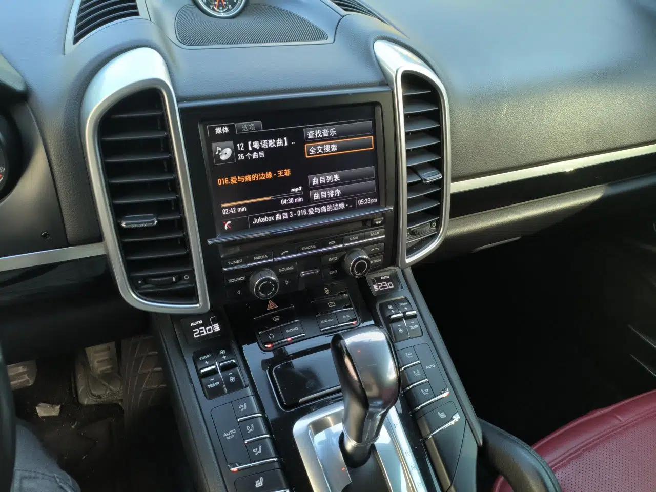 Porsche Cayenne 2013 3.6L automatic transmission U.S. specification — миниатюра 13