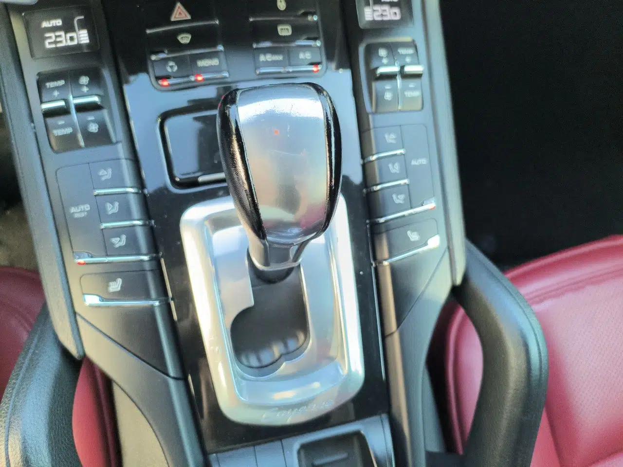 Porsche Cayenne 2013 3.6L automatic transmission U.S. specification — миниатюра 14