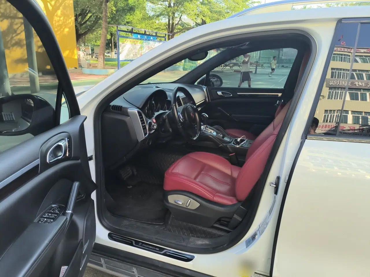Porsche Cayenne 2013 3.6L automatic transmission U.S. specification — миниатюра 16