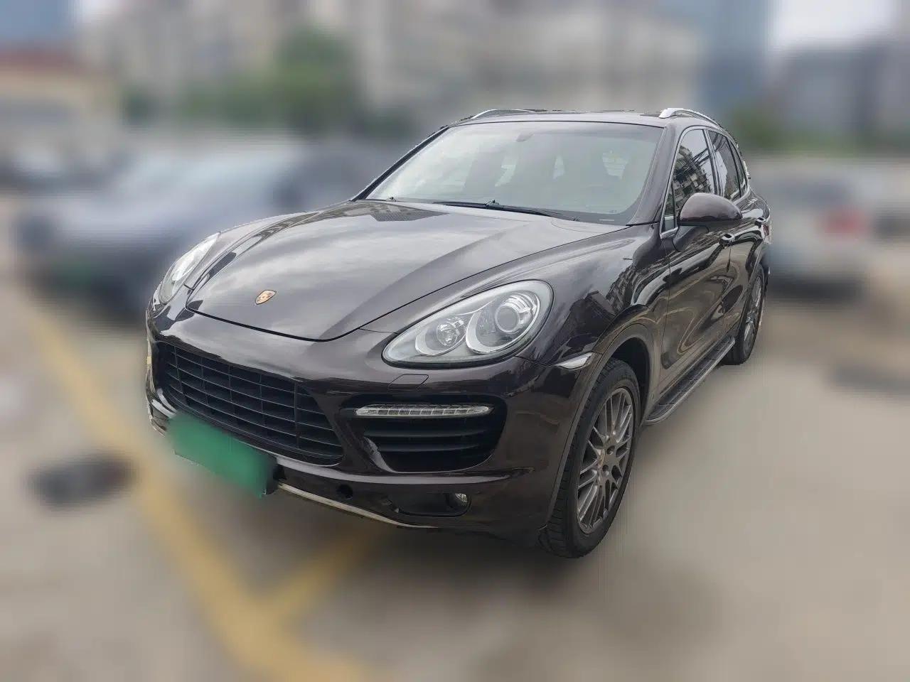 Porsche Cayenne 2014 Cayenne Platinum Edition 3.0T — миниатюра 1
