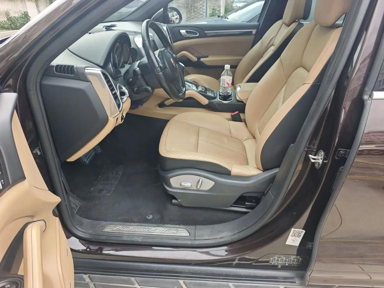 Porsche Cayenne 2014 Cayenne Platinum Edition 3.0T — миниатюра 15