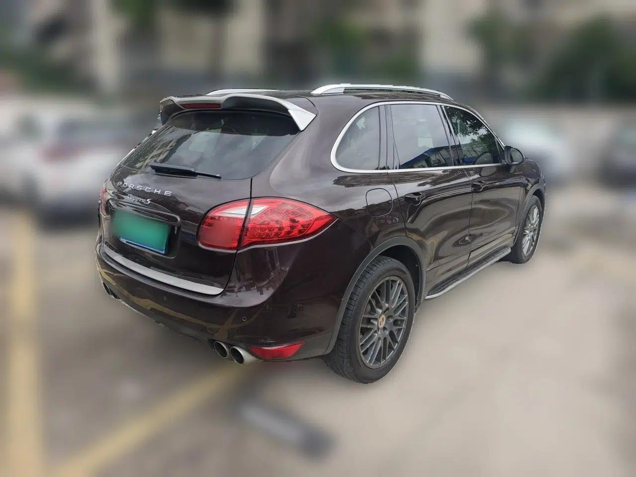 Porsche Cayenne 2014 Cayenne Platinum Edition 3.0T — миниатюра 6
