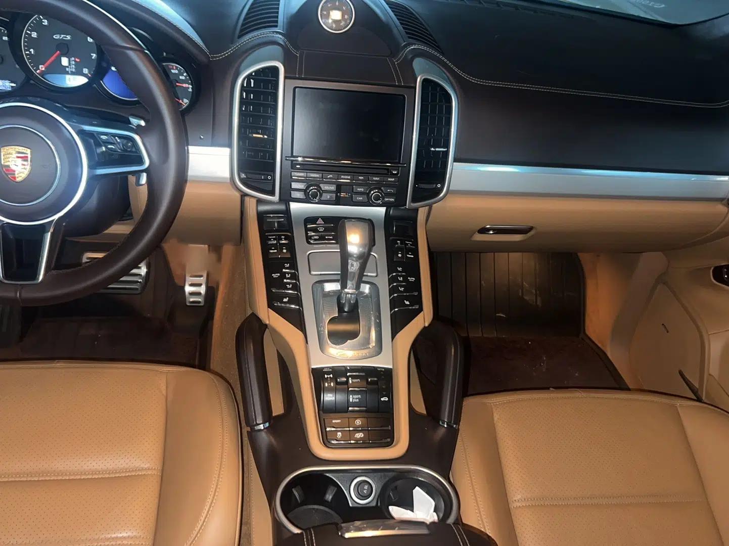 Porsche Cayenne 2015 Cayenne GTS 3.6T — миниатюра 11