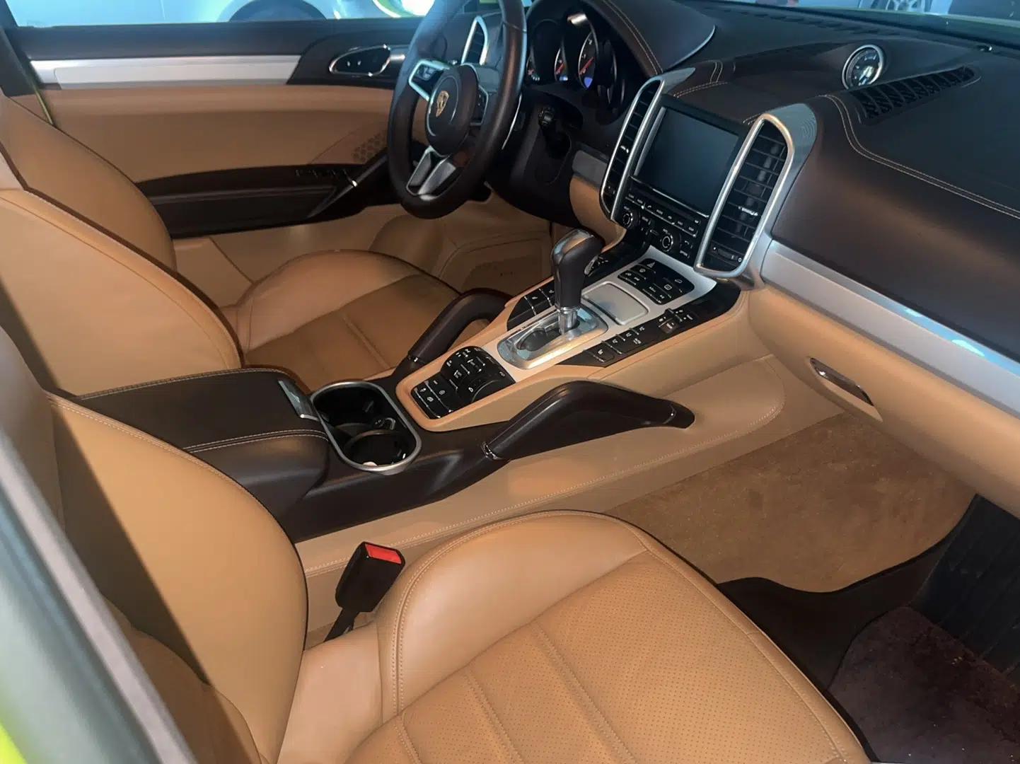 Porsche Cayenne 2015 Cayenne GTS 3.6T — миниатюра 12