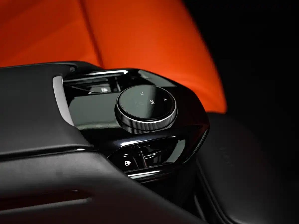 2023 Purosangue 6.5L V12 — миниатюра 11