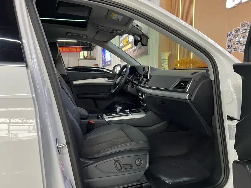 Audi Q5L 2018 40 TFSI Luxury Fashion Edition (China VI Emission Standard) — миниатюра 18