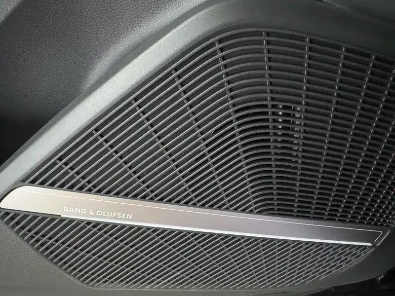 Audi Q5L 2025 45TFSI Luxury Dynamic — миниатюра 6