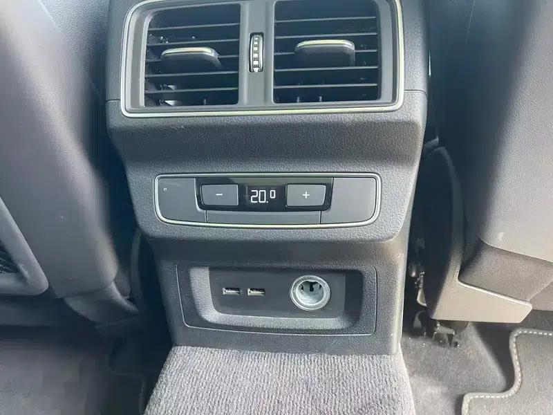 Audi Q5L 2022 40T RS Sport Package — миниатюра 14