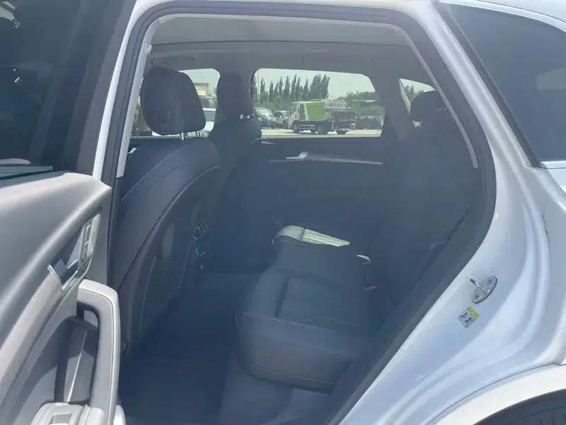 Audi Q5L 2022 40T RS Sport Package — миниатюра 26