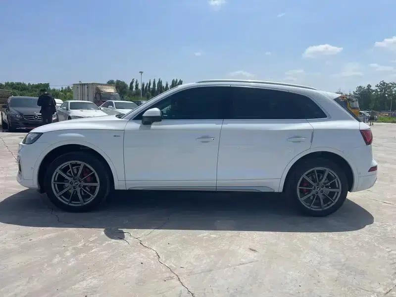 Audi Q5L 2022 40T RS Sport Package — миниатюра 4