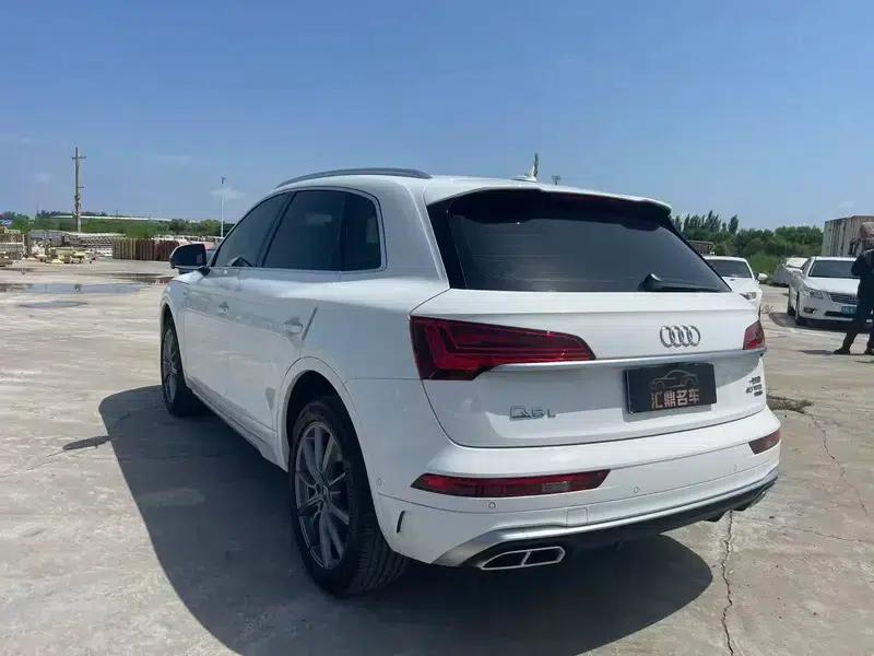 Audi Q5L 2022 40T RS Sport Package — миниатюра 5