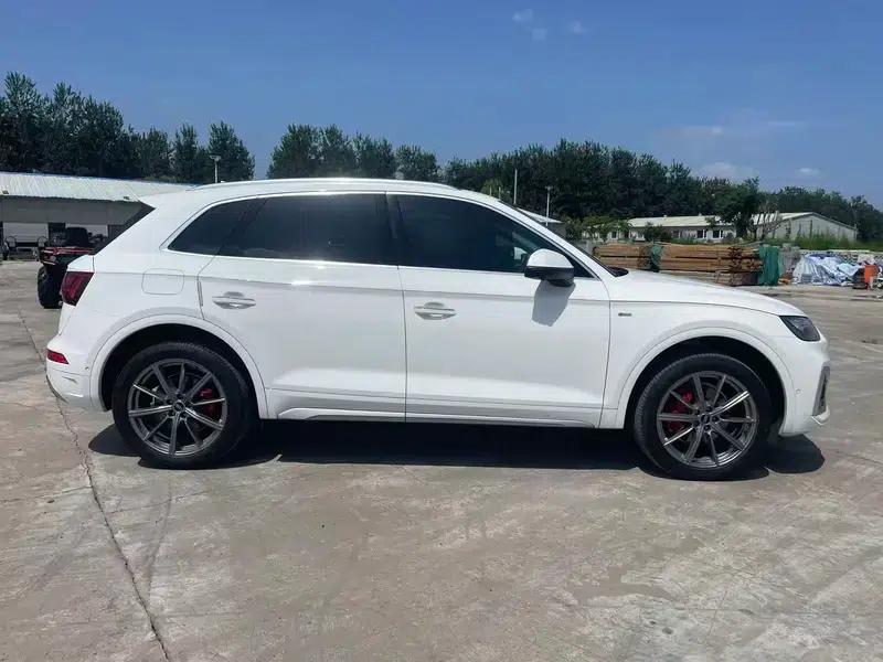 Audi Q5L 2022 40T RS Sport Package — миниатюра 8