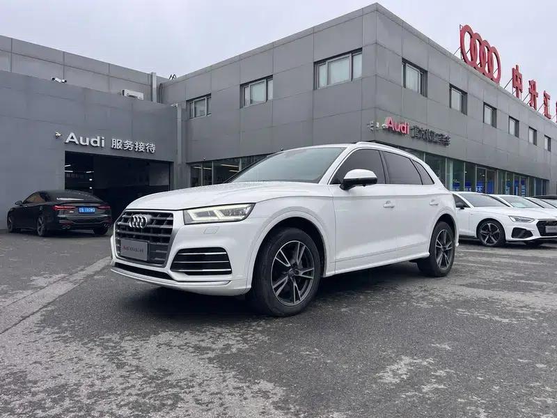Audi Q5L 2020 40 TFSI Luxury Fashion Edition — миниатюра 1