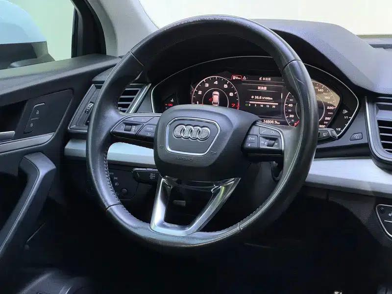 Audi Q5L 2020 40 TFSI Luxury Fashion Edition — миниатюра 16