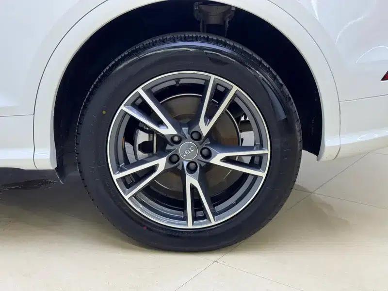 Audi Q5L 2020 40 TFSI Luxury Fashion Edition — миниатюра 9
