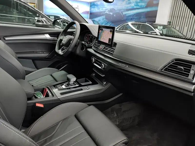 Audi Q5L 2023 40T Luxury Dynamic — миниатюра 13
