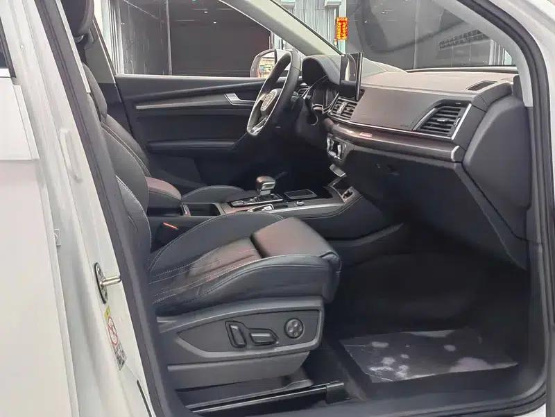 Audi Q5L 2021 40 TFSI Fashion Elegance — миниатюра 13
