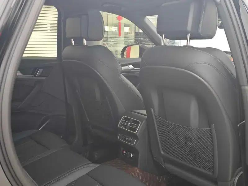 Audi Q5L 2025 45TFSI Luxury Dynamic — миниатюра 17
