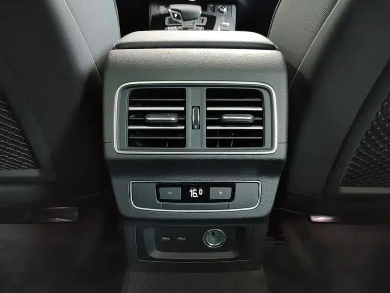 Audi Q5L 2024 45TFSI Luxury Dynamic — миниатюра 8