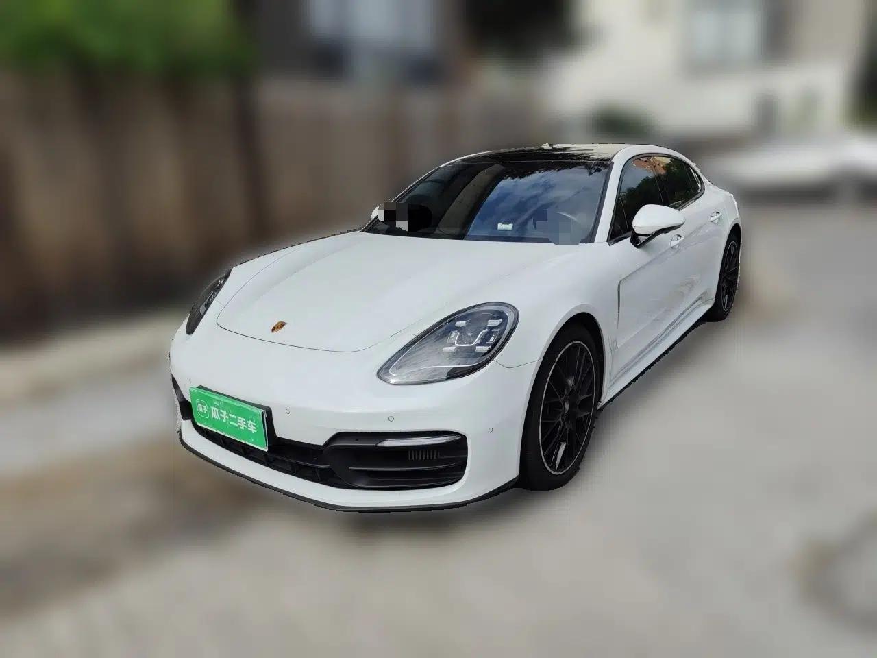 Porsche Panamera 2022 Panamera Executive Long Wheelbase Platinum Edition 2.9T — миниатюра 1
