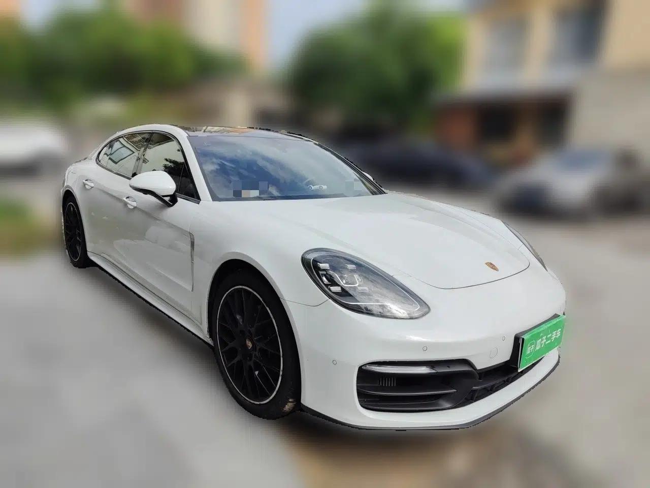 Porsche Panamera 2022 Panamera Executive Long Wheelbase Platinum Edition 2.9T — миниатюра 3